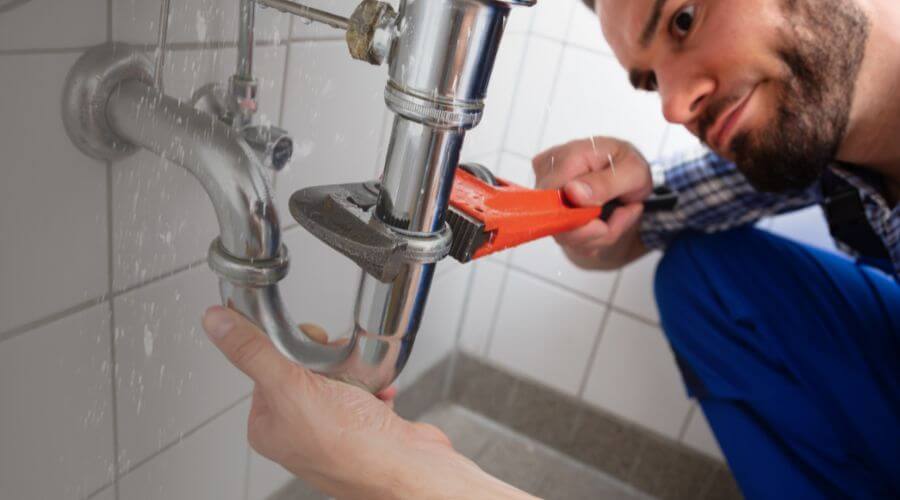 Local tankless water heater installation in Minonk, IL